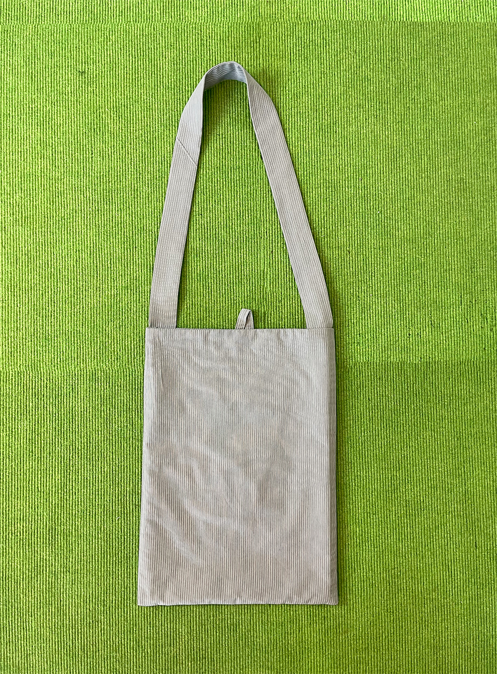 Tie Bag • gray stripe